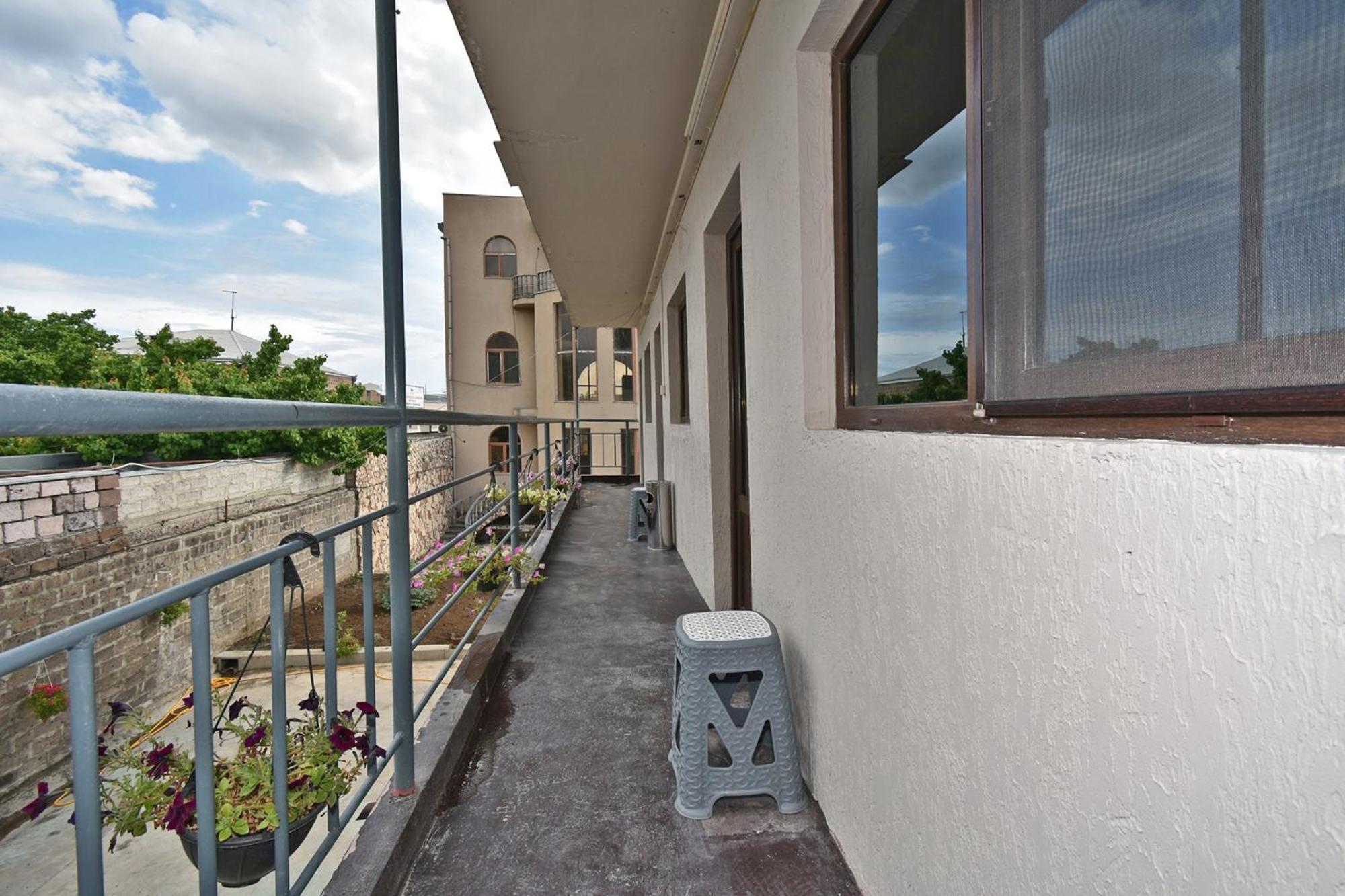 Sirik Hotel Armavir Ngoại thất bức ảnh