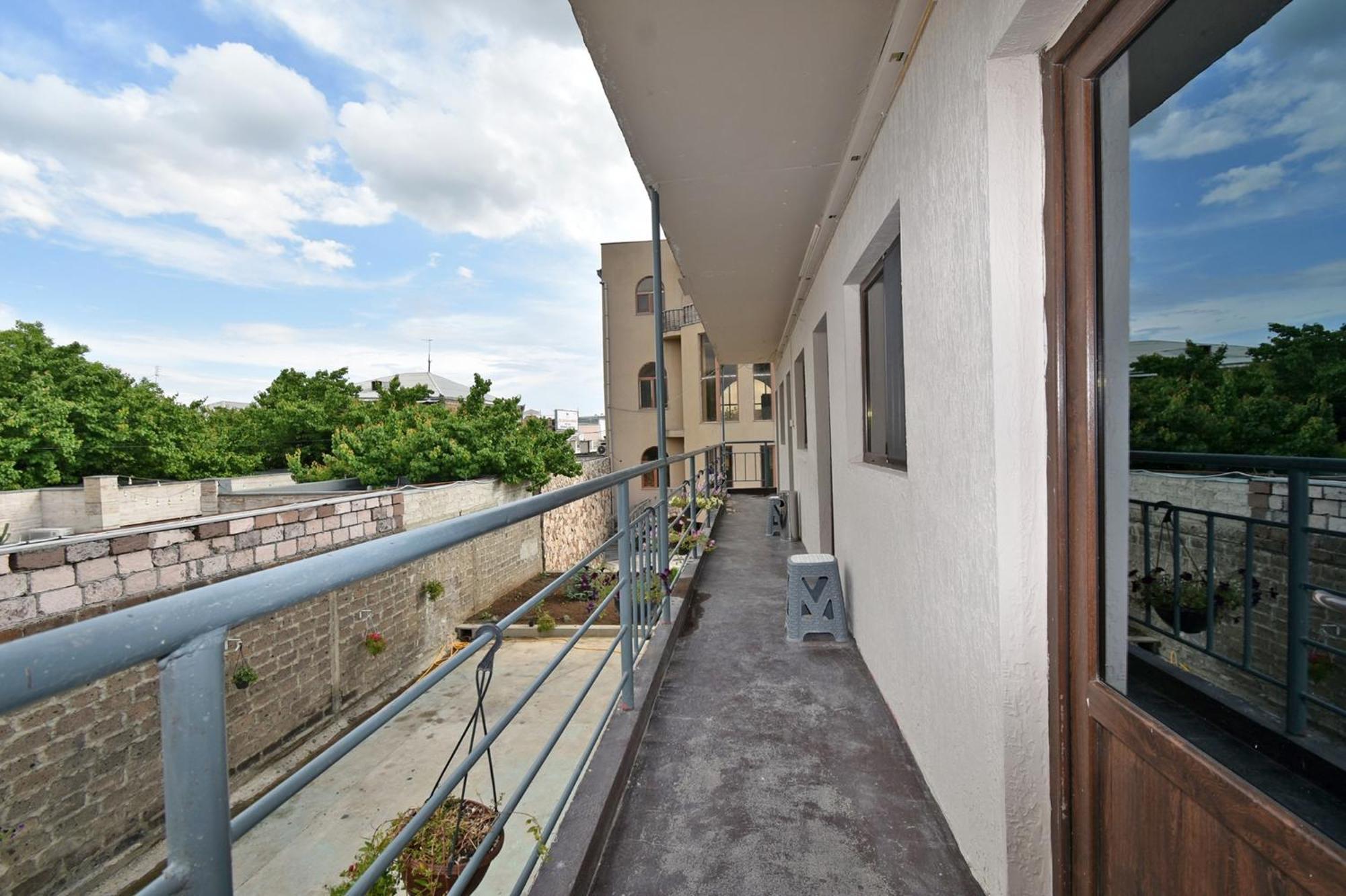 Sirik Hotel Armavir Ngoại thất bức ảnh